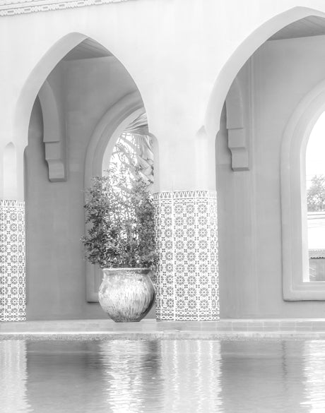 Mercer Black & White III