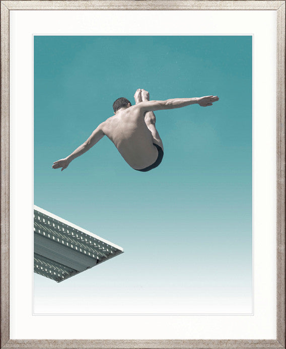 Diver Pose I