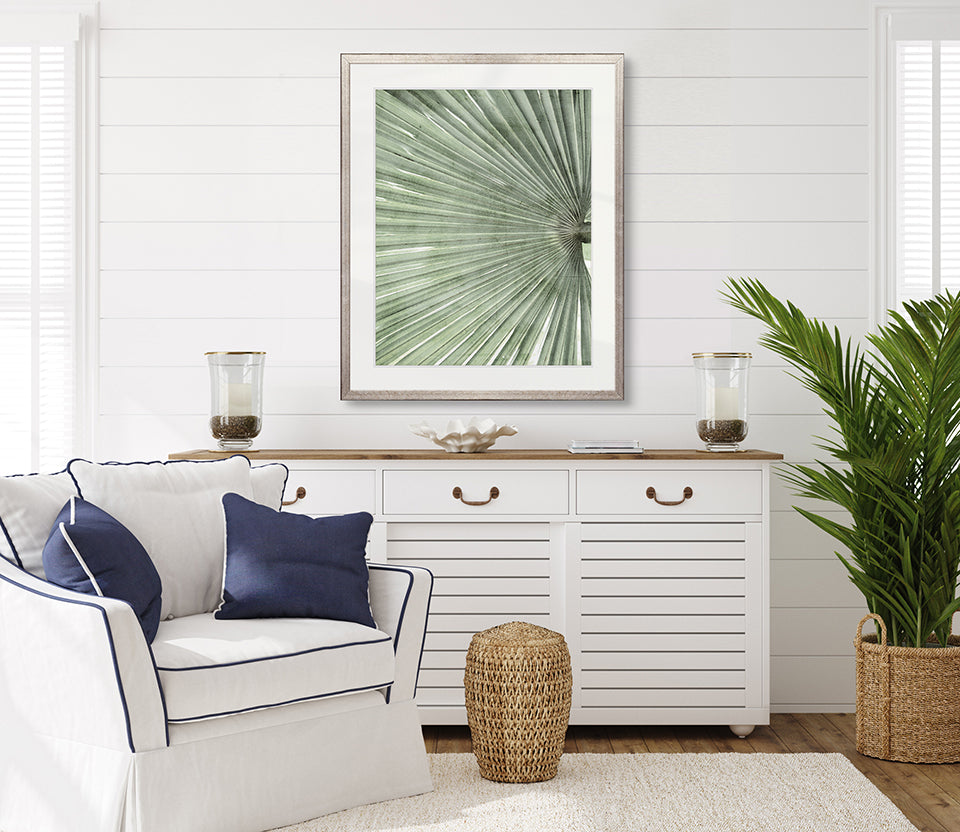 Palm Silhouette III (Pale Green)