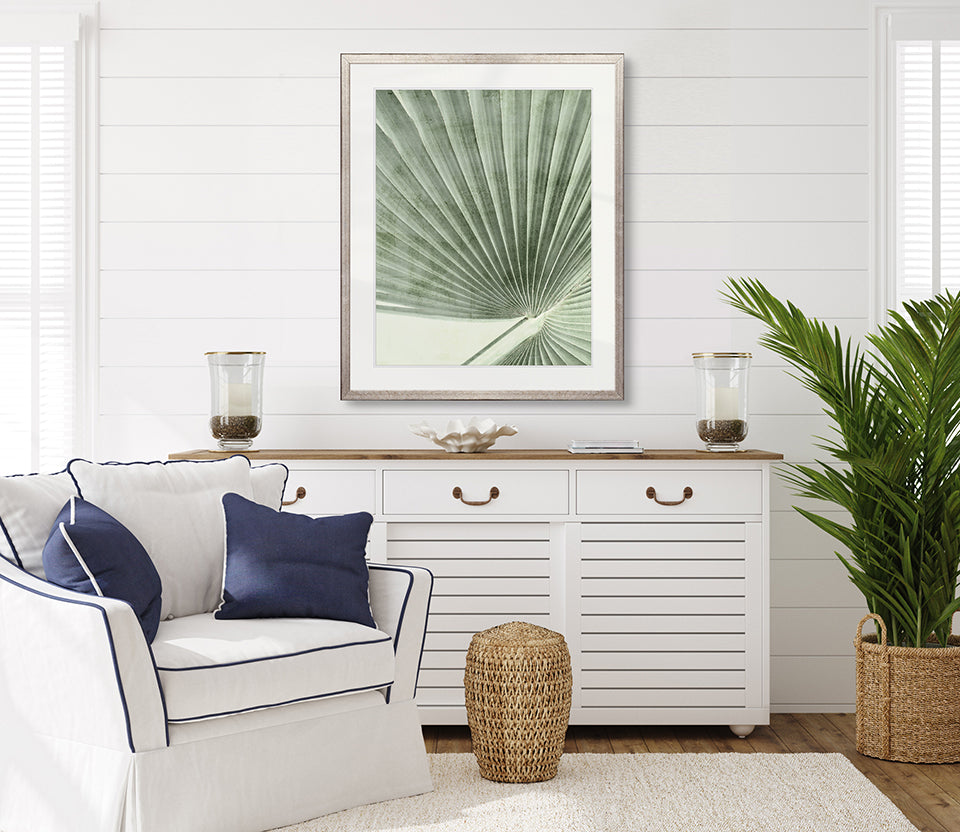 Palm Silhouette V (Pale Green)